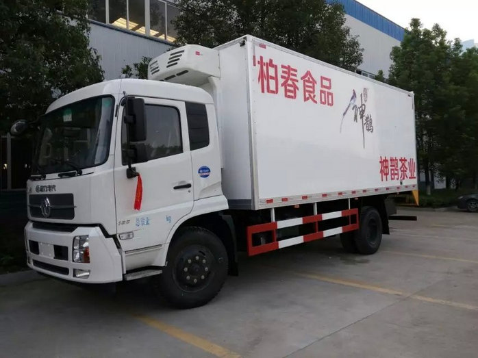 東風天錦冷藏車(6.1米6.4米)