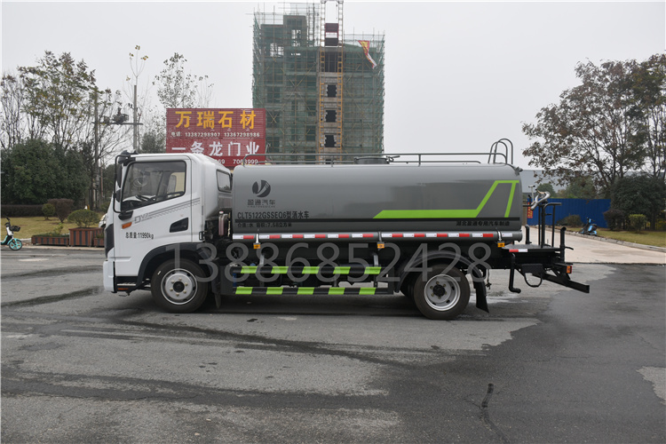 湖北盈通汽車福田國六掃路車