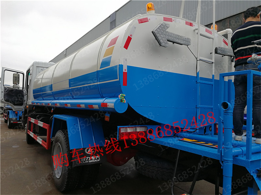 湖北盈通汽車廣西藍(lán)牌福田抑塵車價格