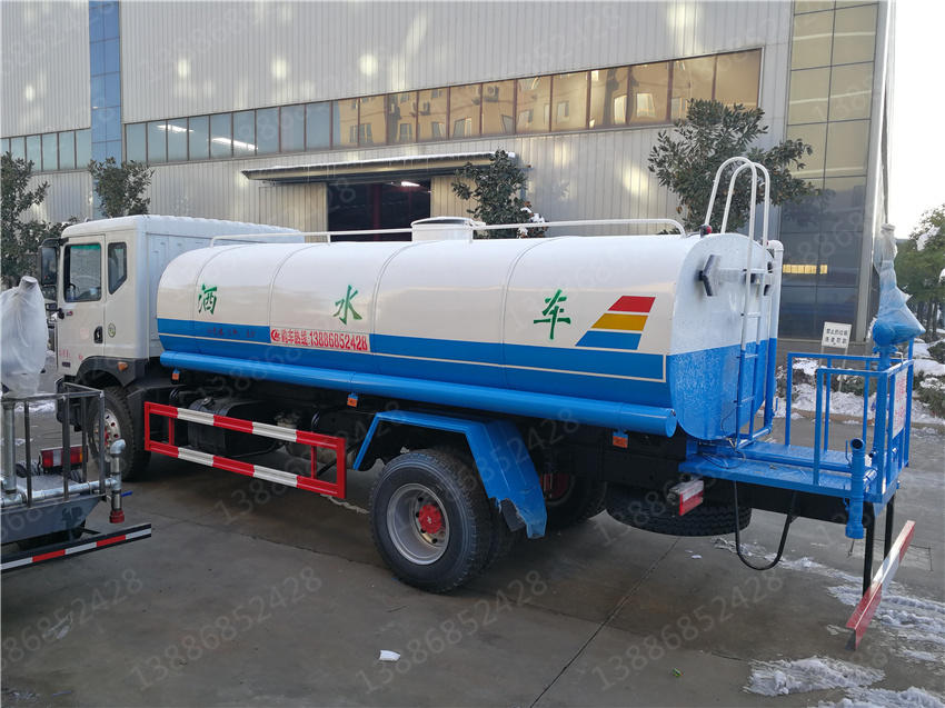 湖北盈通汽車廣西藍(lán)牌福田抑塵車價格