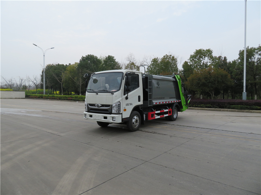 福田領航7方壓縮垃圾車|CLT5070ZYSBJ6型壓縮式垃圾車
