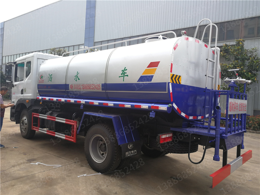 湖北盈通汽車環(huán)衛(wèi)灑