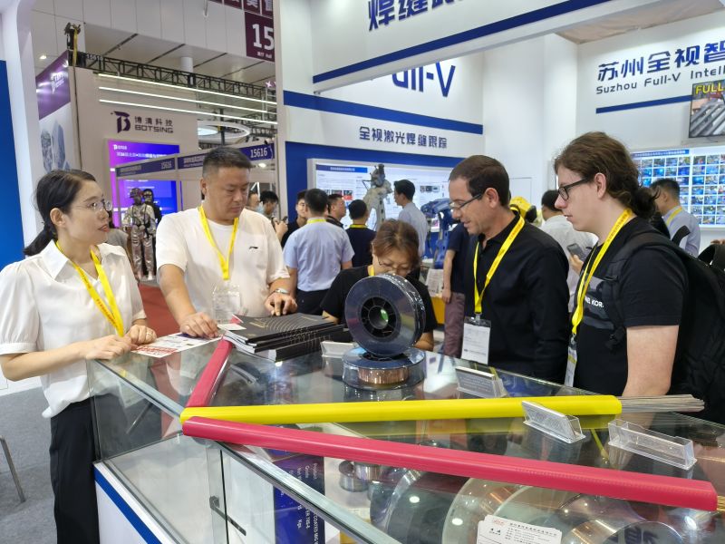 大型展會(huì)現(xiàn)場